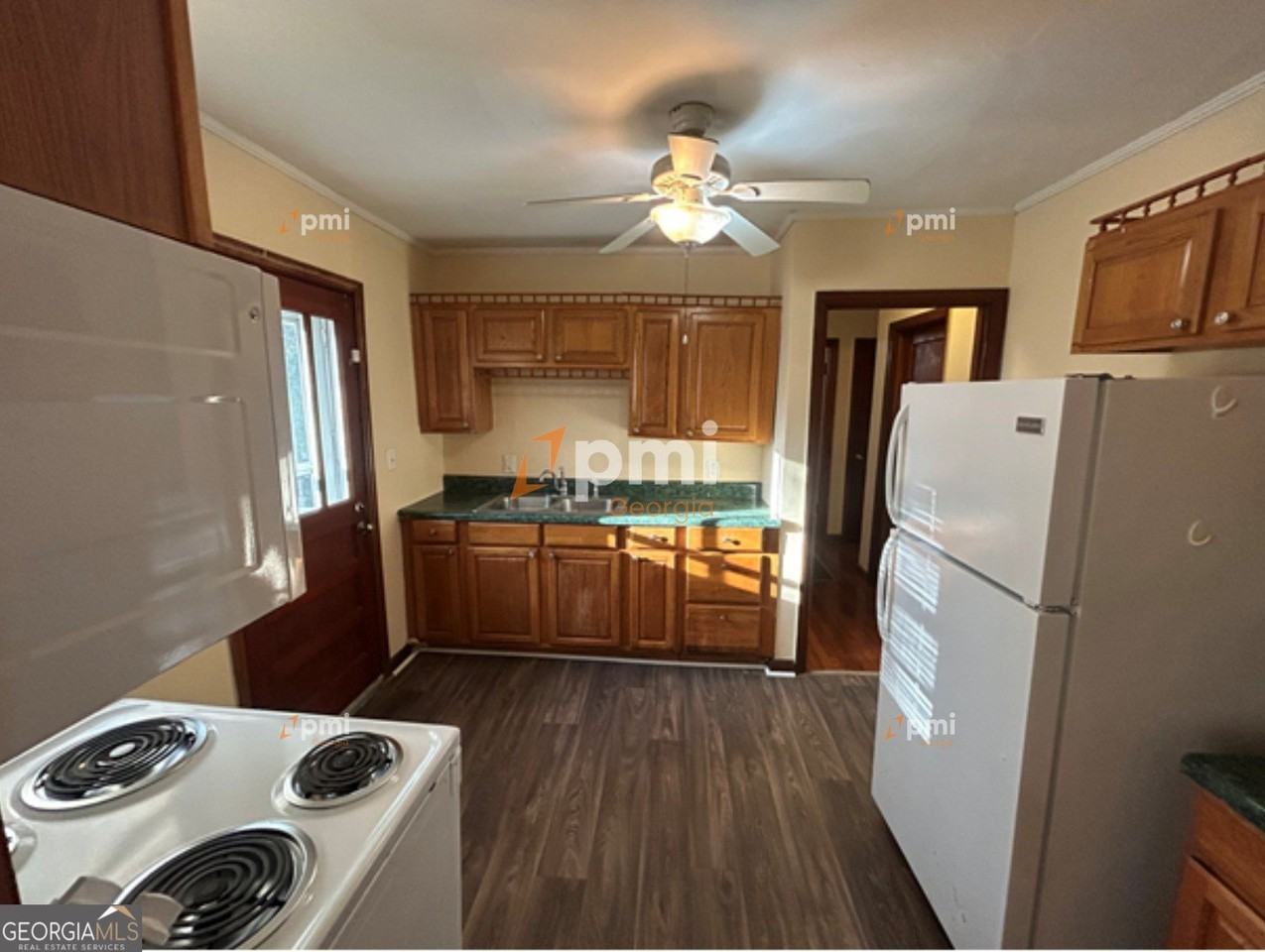 3149 Somerset Dr - Photo 2 of 11