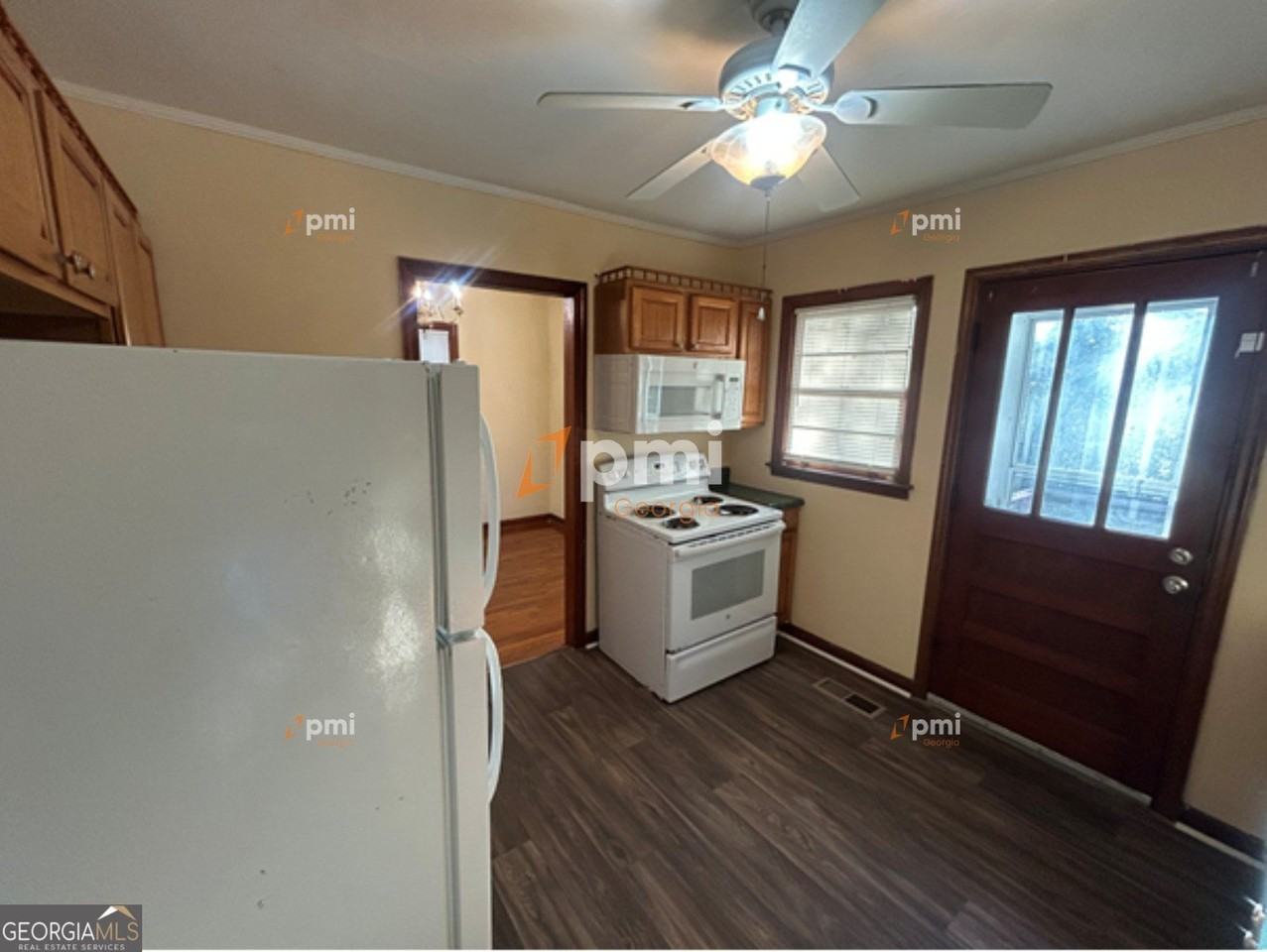 3149 Somerset Dr - Photo 3 of 11