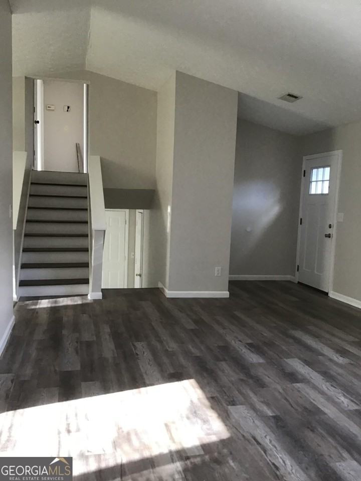 6345 Peppermill Ln - Photo 5 of 30