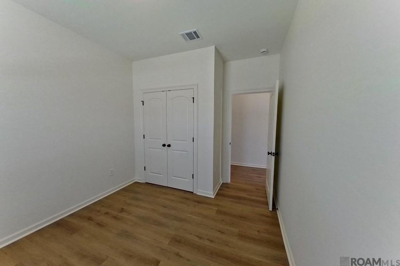 206 Teddy Ln - Photo 6 of 23