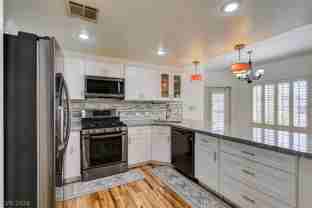 3400 Cabana Dr #1061 - Photo 1 of 1