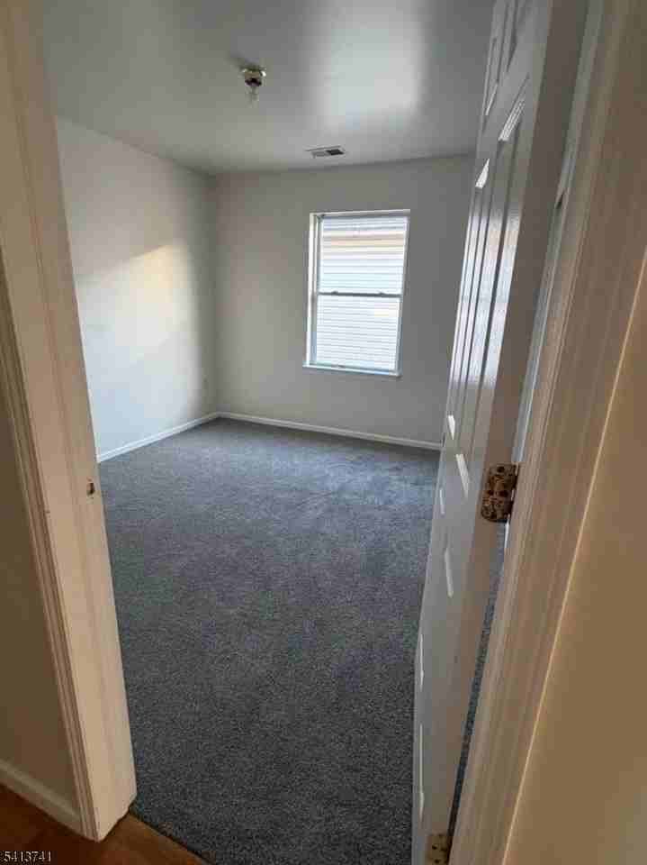 49 Lincoln Ave #2 - Photo 3 of 9