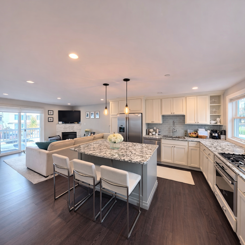 609 E 2nd St #2 - Photo 2 of 10