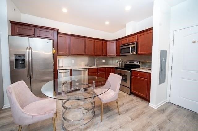 5903 Jefferson St #302 - Photo 3 of 8