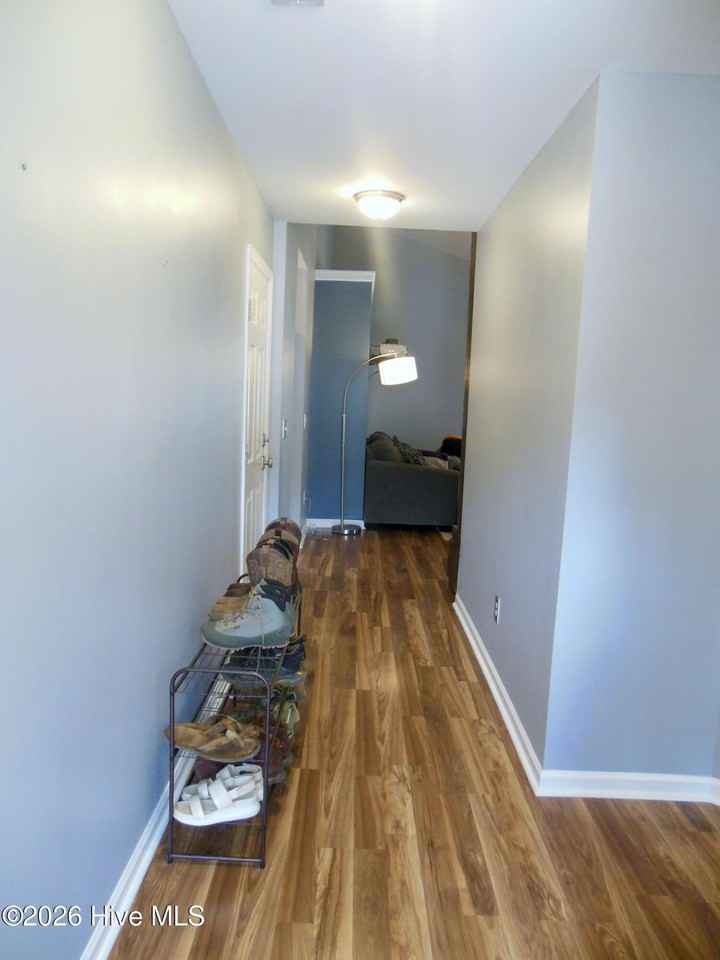 3031 Country Club Dr - Photo 2 of 15