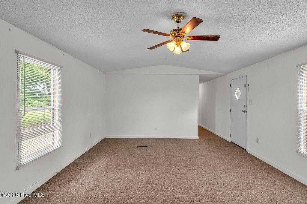 2919 Kinston Hwy - Photo 6 of 21