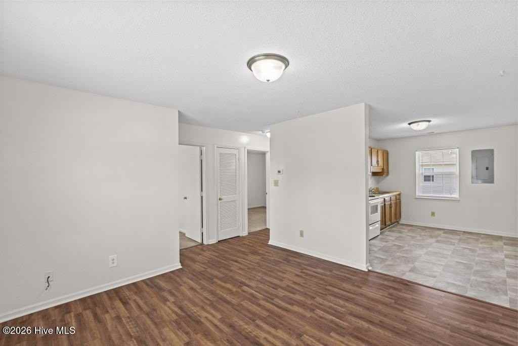 2318 Indian Dr #B5 - Photo 6 of 14