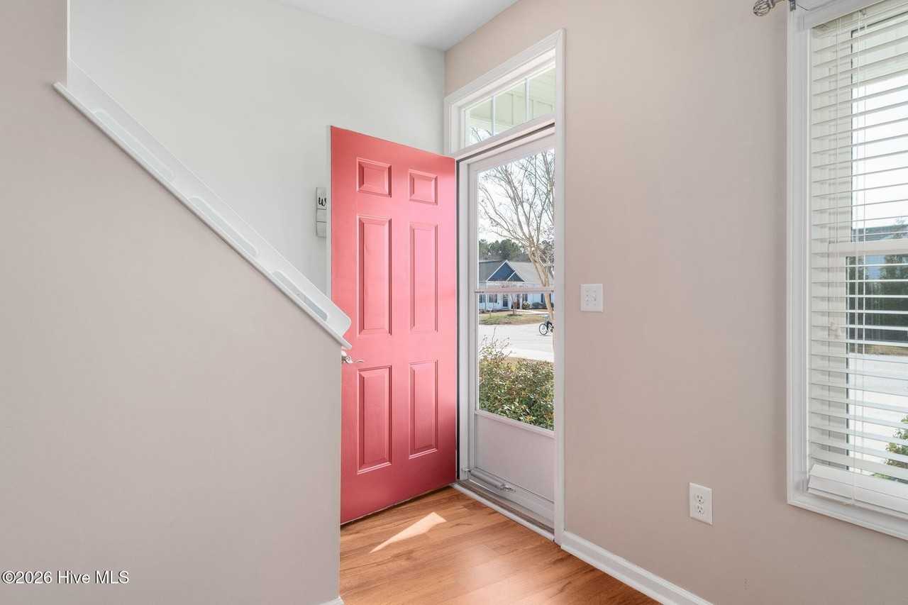 1103 Pirates Landing Dr - Photo 5 of 43