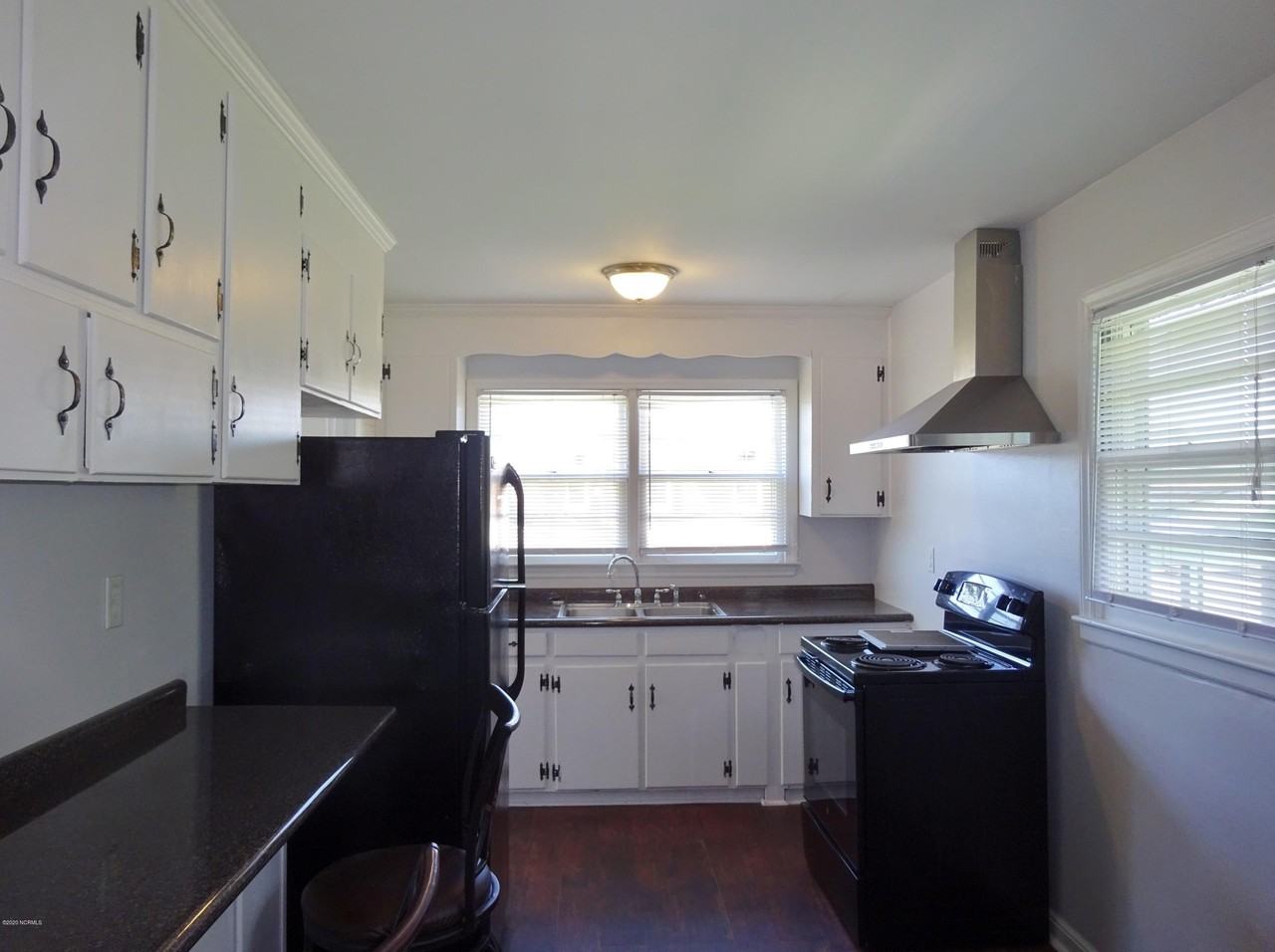 5 Dewitt St - Photo 5 of 25