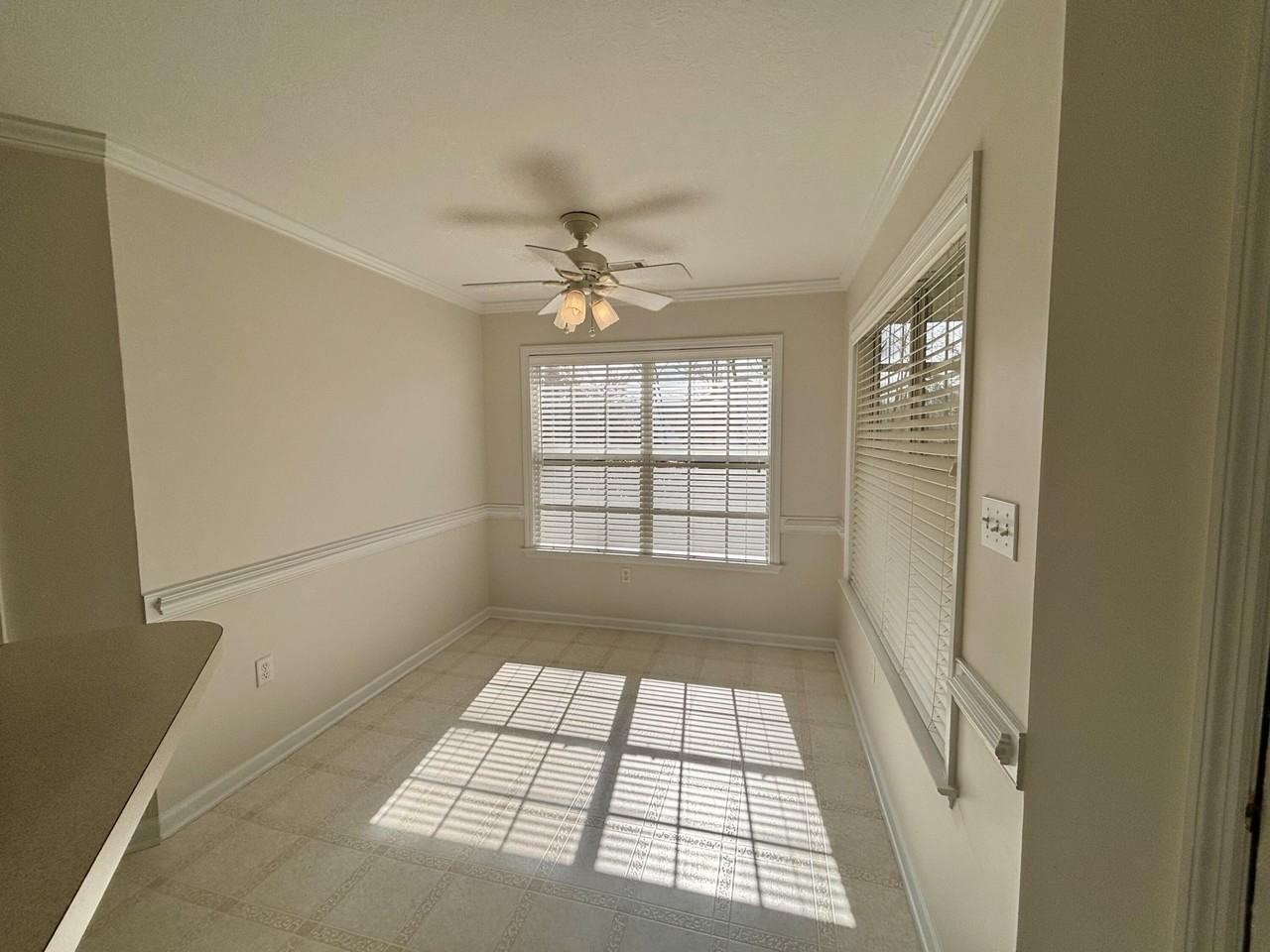 389 Sandleton Way - Photo 6 of 25