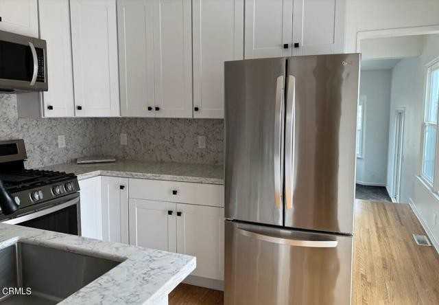 1401 19th St - Photo 5 of 8