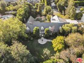 821 N Whittier Dr - Photo 1 of 1