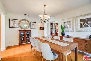 200 S Wetherly Dr - Photo 7 of 8