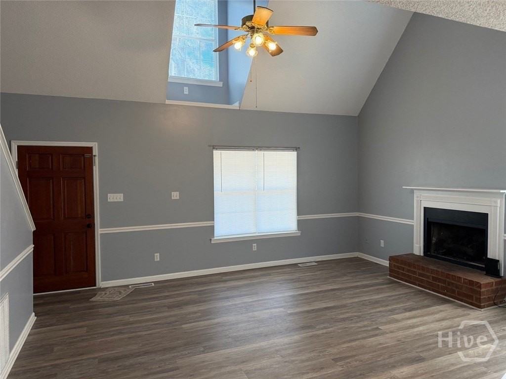 409 Georgia Ave - Photo 2 of 16