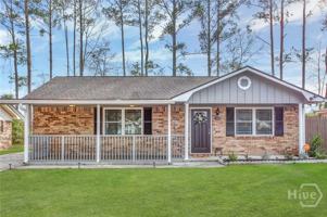 featured image of 250 Garden Cir