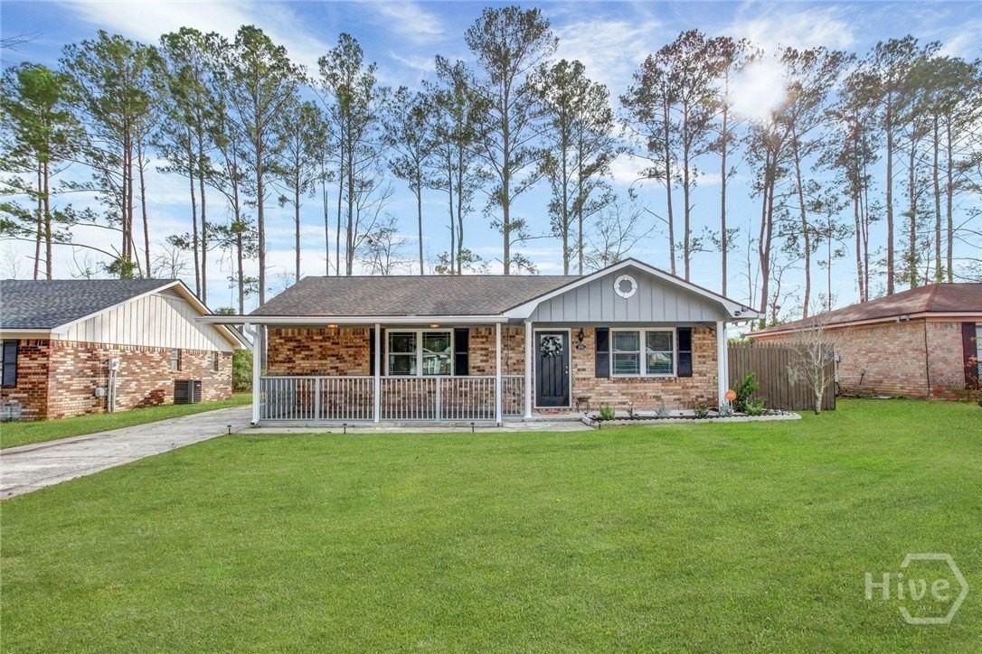 250 Garden Cir - Photo 2 of 33