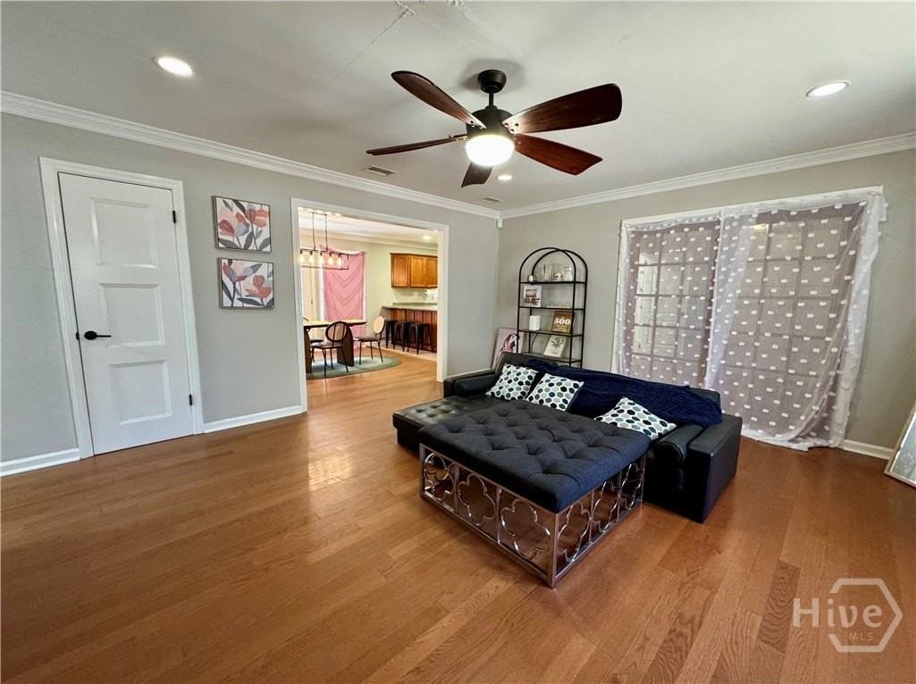 12406 Largo Dr - Photo 3 of 23