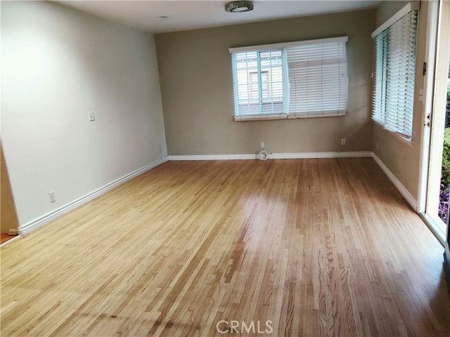 9711 Garibaldi Ave - Photo 3 of 7