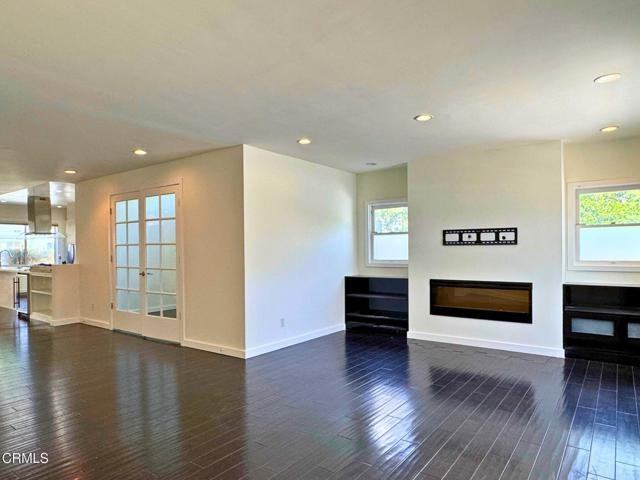 869 S Euclid Ave - Photo 2 of 8