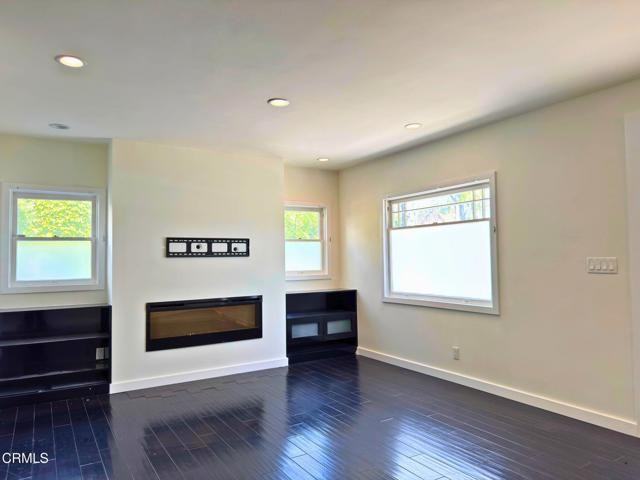 869 S Euclid Ave - Photo 4 of 8