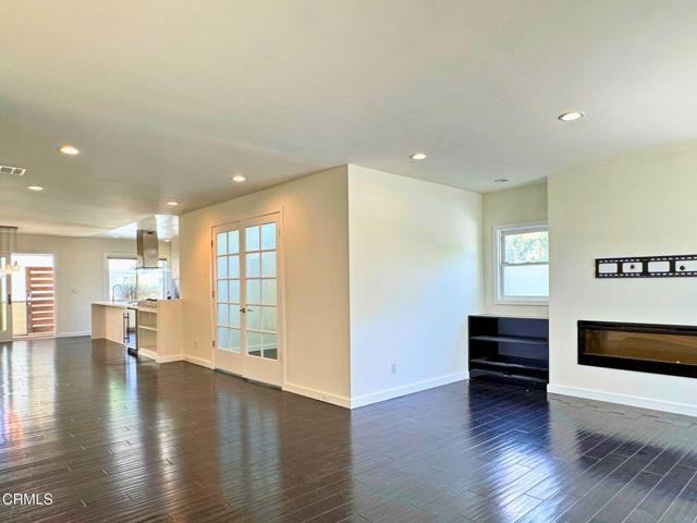 869 S Euclid Ave - Photo 5 of 8