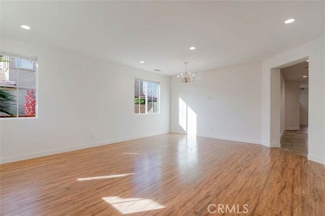 5059 Keston Dr - Photo 6 of 8