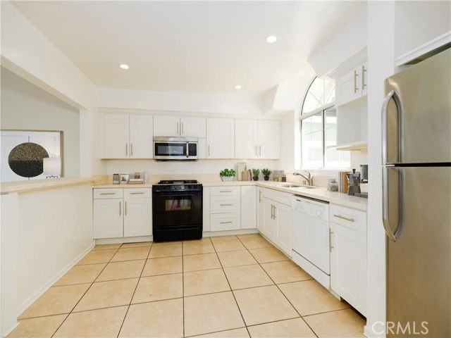 5107 Cerrillos Dr - Photo 5 of 6