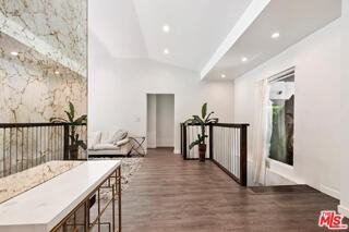 3729 Reklaw Dr - Photo 5 of 8