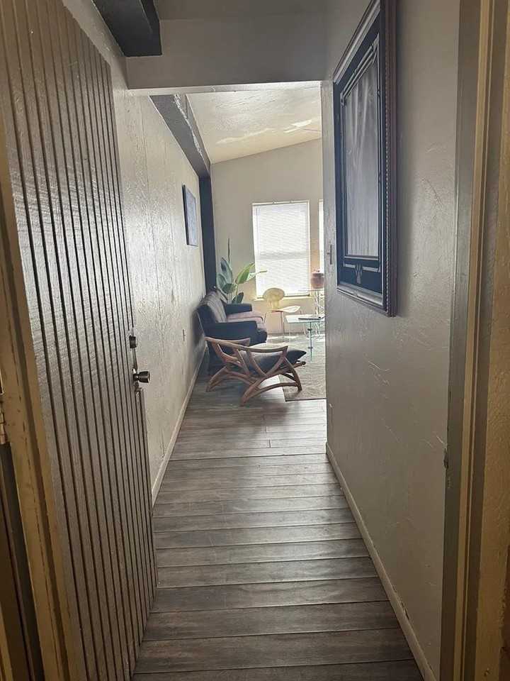 302 Riverhill Blvd - Photo 7 of 18