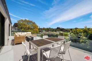 1812 Navy St - Photo 7 of 8