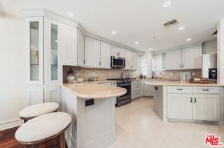 844 3rd St #5 - Photo 4 of 8