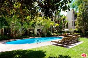 featured image of 555 S Barrington Ave #223