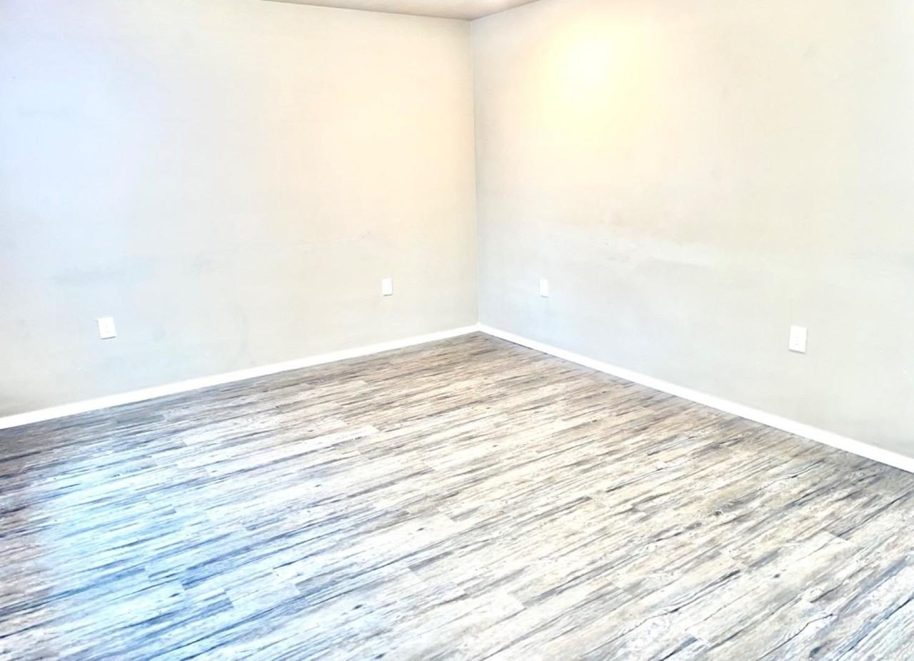 2613 Globe Ave - Photo 3 of 11