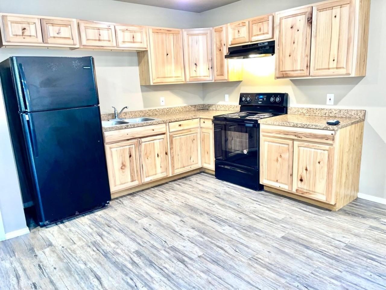 2613 Globe Ave - Photo 4 of 11