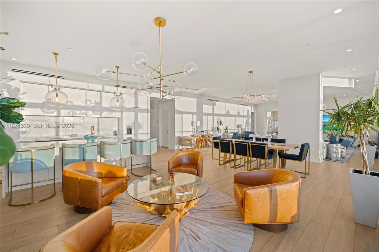 7934 West Dr - Photo 4 of 8