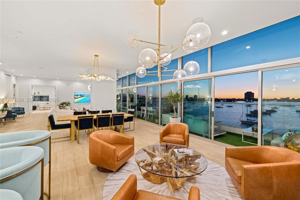 7934 West Dr - Photo 6 of 8