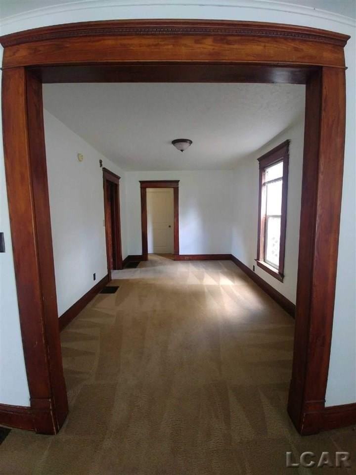 528 Company St - Photo 2 of 8