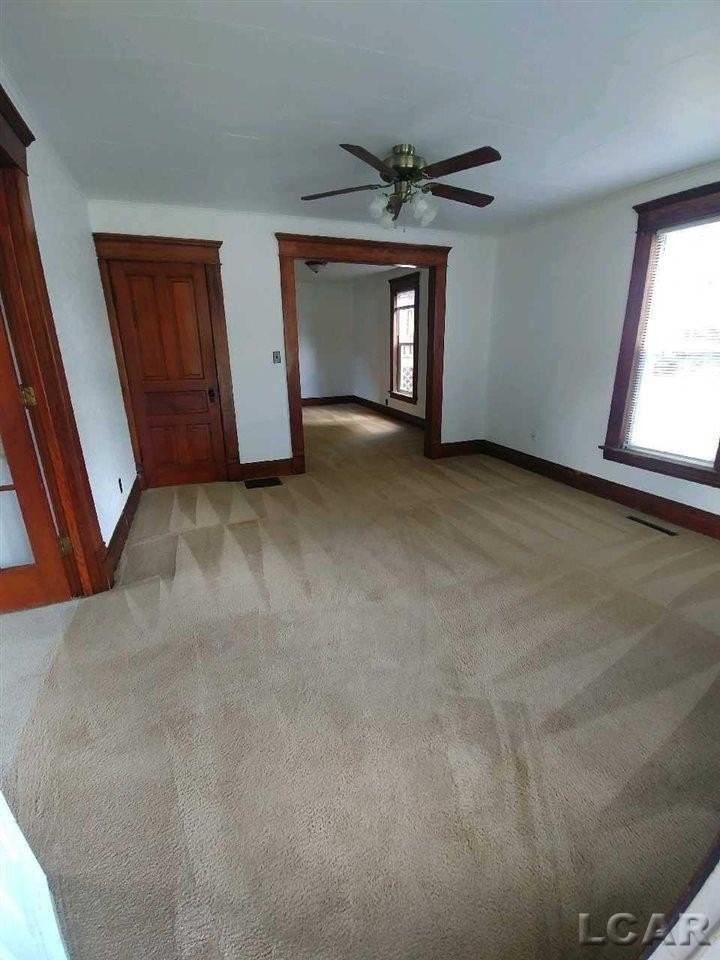 528 Company St - Photo 6 of 8