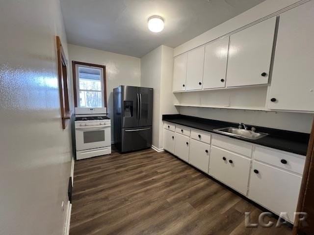 216 N Broad St - Photo 4 of 12