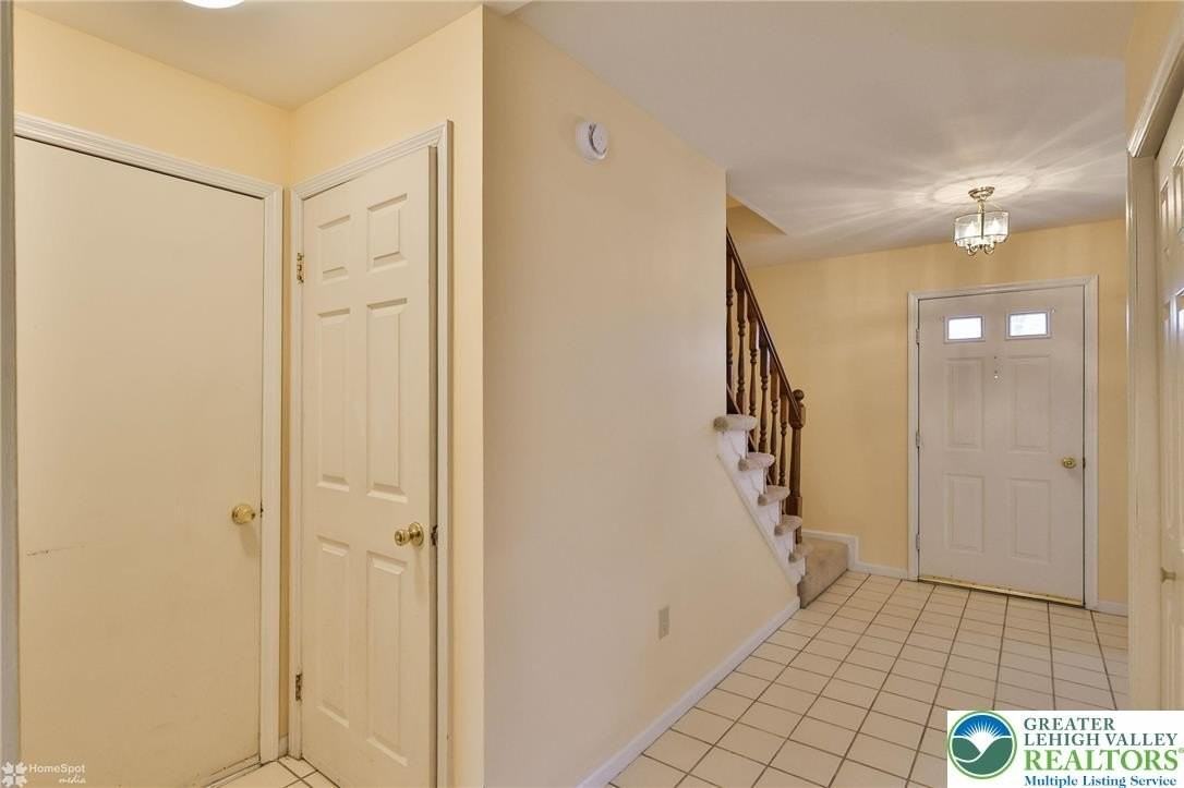 4059 Wedgewood Rd - Photo 7 of 50