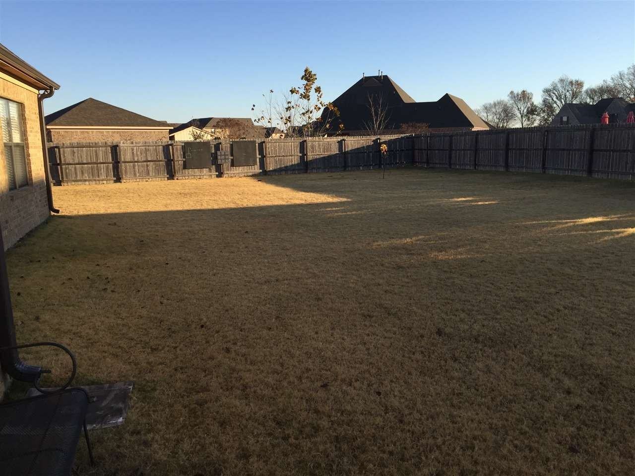 6296 Willow Walk Way - Photo 3 of 12