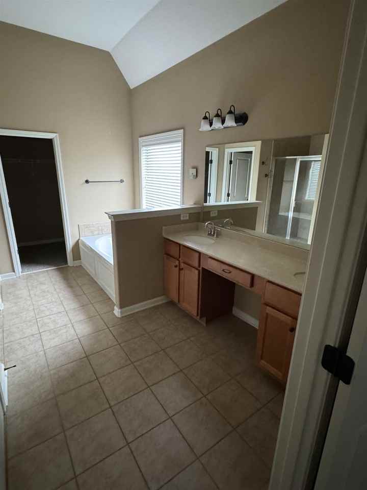 6296 Willow Walk Way - Photo 7 of 12