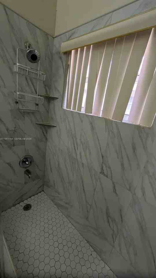 7387 Nw 76th St #1-2 - Photo 5 of 10
