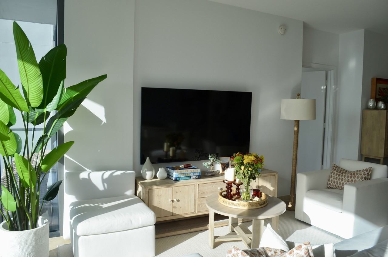 68 Southeast 6th Street #2708 - Photo 6 of 16