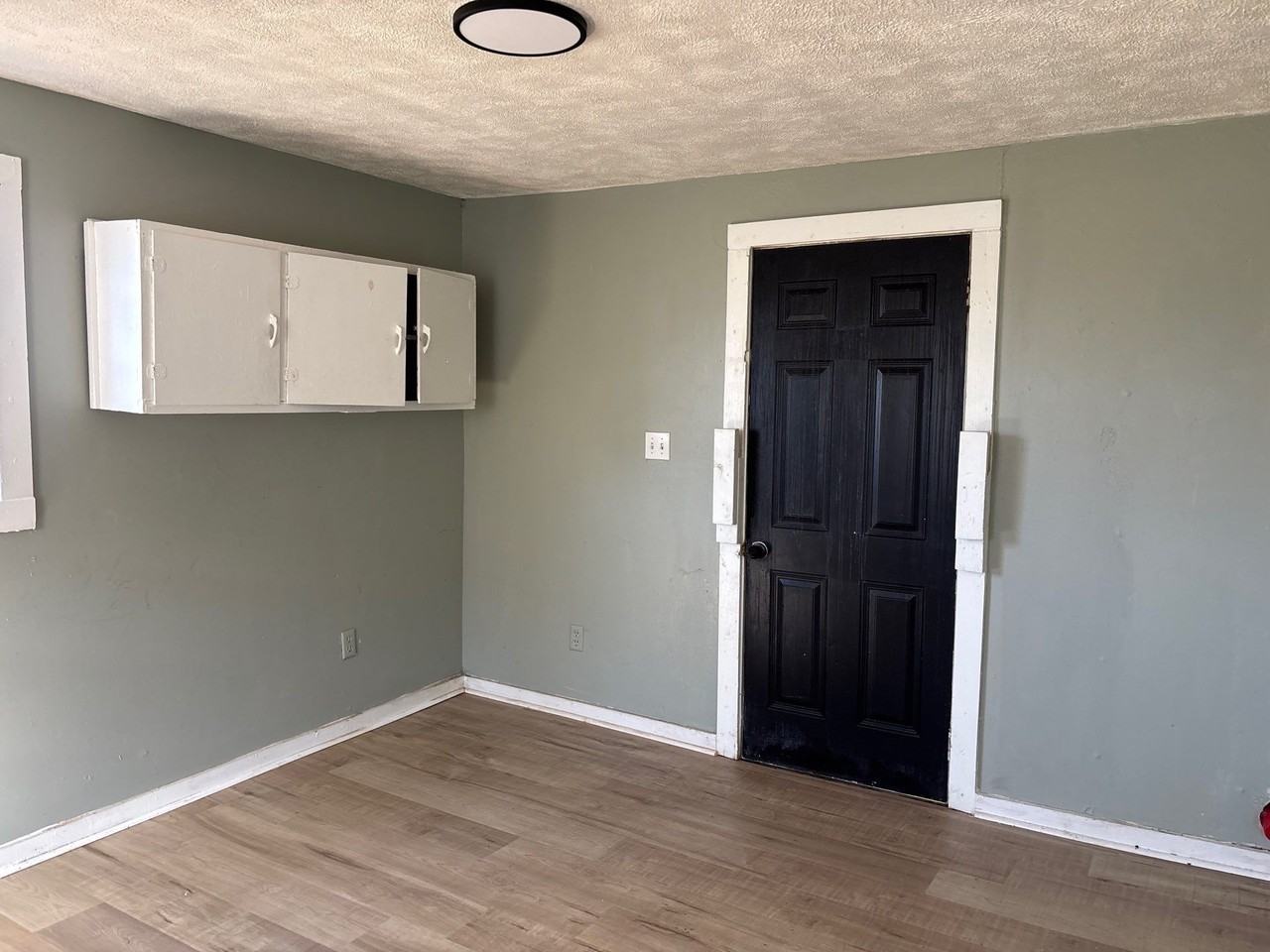 217 Haywood St #1 - Photo 3 of 6