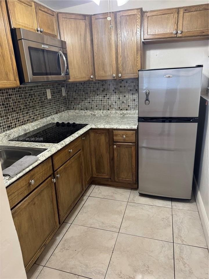 4265 Nw 3rd St #0 - Photo 5 of 23