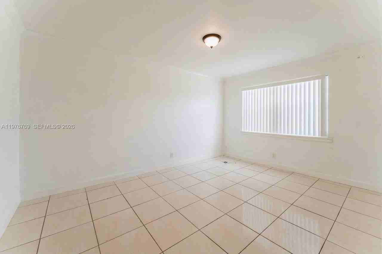 11005 Sw 1st St #203 - Photo 3 of 12