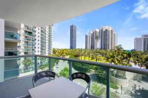 featured image of 19370 Collins Ave #507