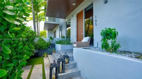 545 Sw 11th St #105 - Photo 1 of 1