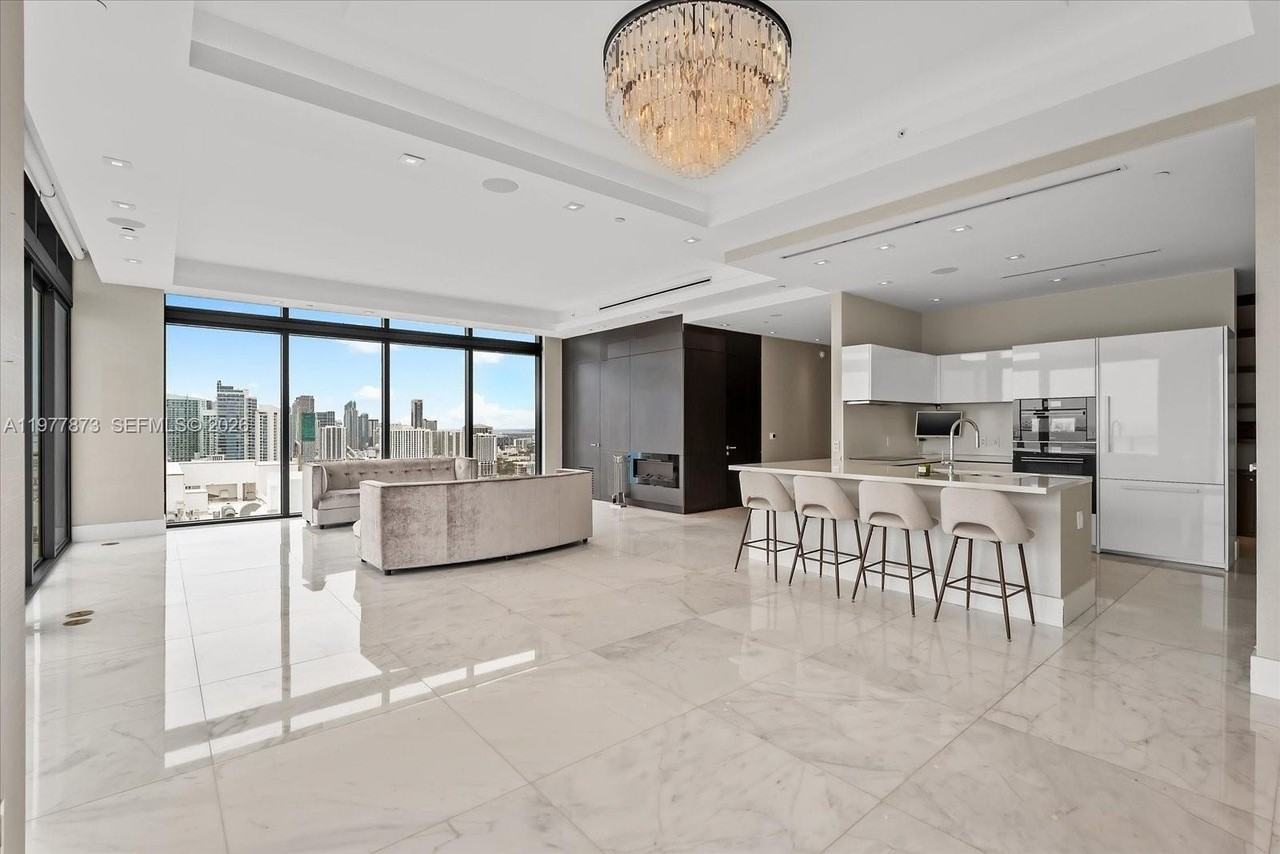 460 Ne 28th St #4104 - Photo 7 of 32